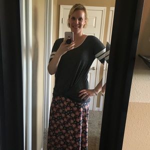 Lularoe Perfect T